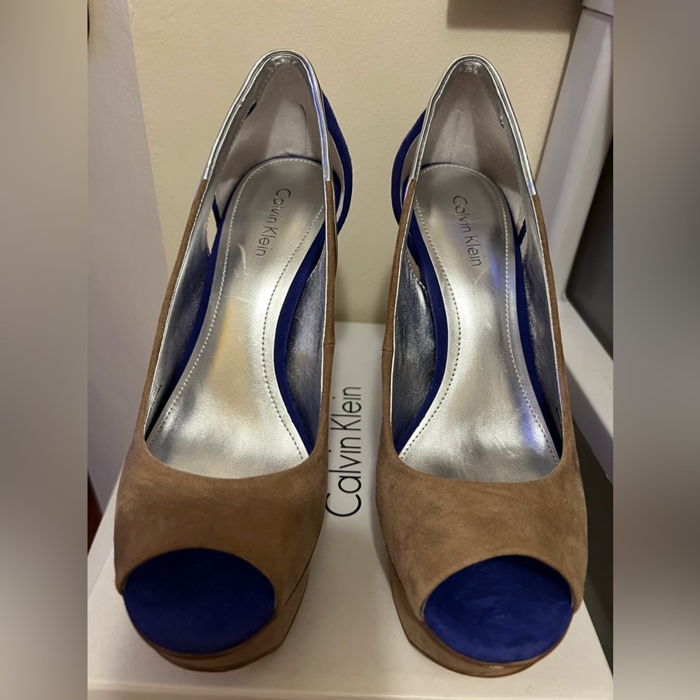 All shoes are 7 1/2 in women’s size. Lightly worn but in great condition!